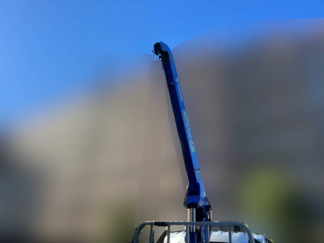 いすゞエルフクレーン4段小型（2t・3t）[写真13]