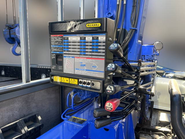 いすゞエルフクレーン4段小型（2t・3t）[写真14]