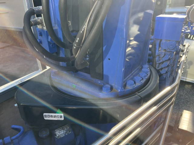 いすゞエルフクレーン4段小型（2t・3t）[写真16]