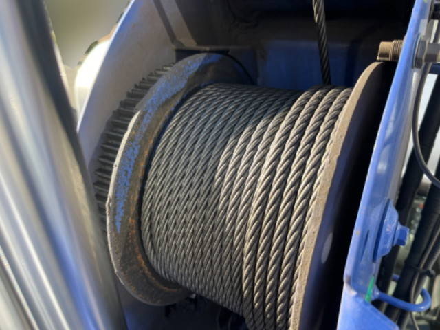 いすゞエルフクレーン4段小型（2t・3t）[写真17]