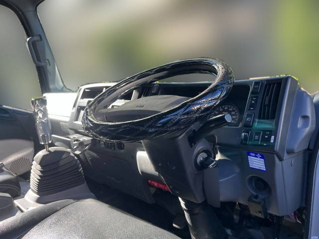 いすゞエルフクレーン4段小型（2t・3t）[写真34]