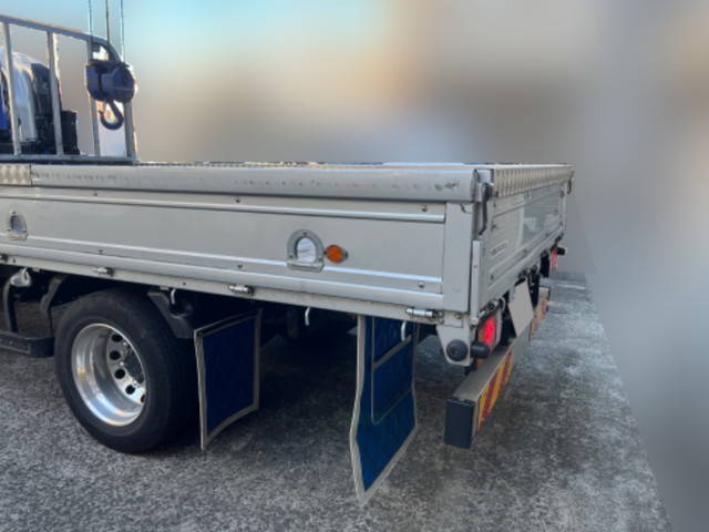 いすゞエルフクレーン4段小型（2t・3t）[写真06]