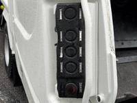 いすゞエルフパッカー車（塵芥車）小型（2t・3t）[写真12]