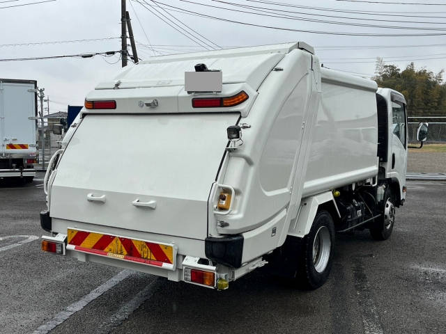 いすゞエルフパッカー車（塵芥車）小型（2t・3t）[写真02]