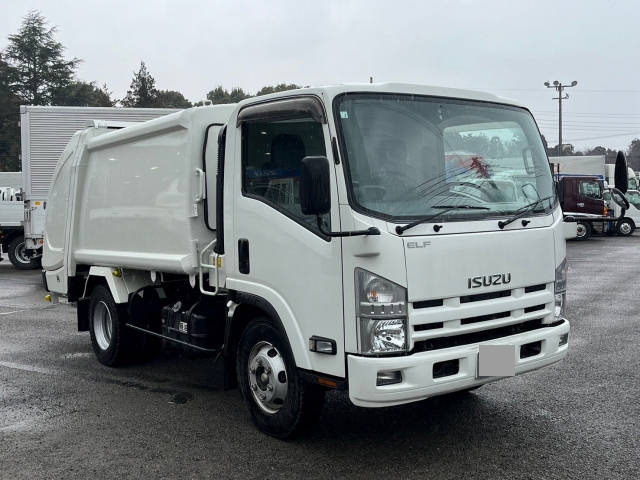 いすゞエルフパッカー車（塵芥車）小型（2t・3t）[写真03]