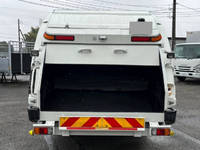 いすゞエルフパッカー車（塵芥車）小型（2t・3t）[写真07]