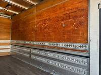 三菱ふそうキャンターアルミウイング小型（2t・3t）[写真09]