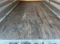 三菱ふそうキャンターアルミウイング小型（2t・3t）[写真10]