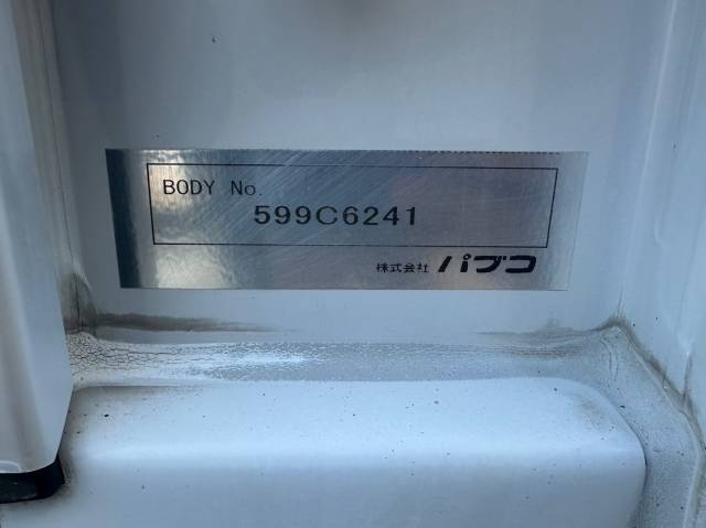 三菱ふそうキャンターアルミウイング小型（2t・3t）[写真16]