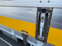 三菱ふそうキャンターアルミウイング小型（2t・3t）[写真34]