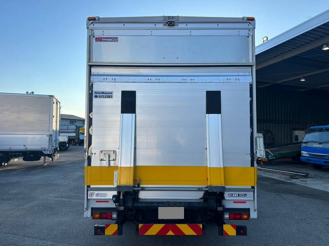 三菱ふそうキャンターアルミウイング小型（2t・3t）[写真05]