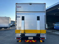 三菱ふそうキャンターアルミウイング小型（2t・3t）[写真05]