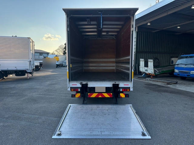 三菱ふそうキャンターアルミウイング小型（2t・3t）[写真06]