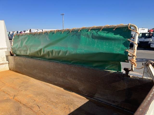 三菱ふそうキャンターダンプ小型（2t・3t）[写真16]