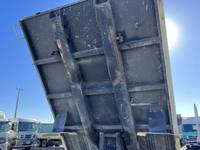 三菱ふそうキャンターダンプ小型（2t・3t）[写真19]