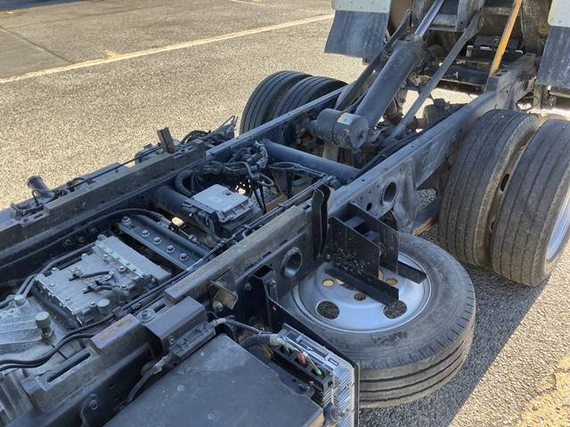 三菱ふそうキャンターダンプ小型（2t・3t）[写真24]