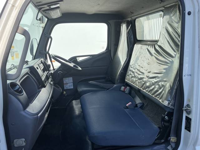 三菱ふそうキャンターダンプ小型（2t・3t）[写真32]