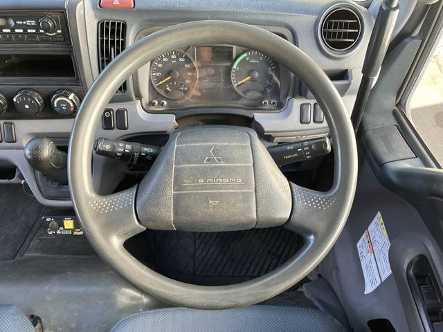 三菱ふそうキャンターダンプ小型（2t・3t）[写真37]