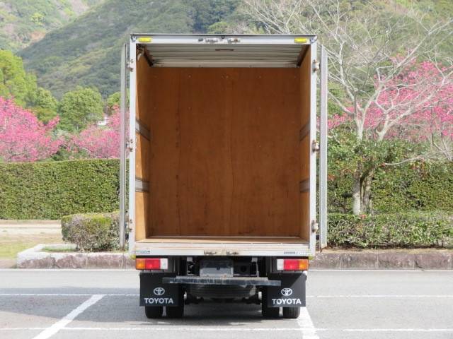 トヨタダイナパネルバン小型（2t・3t）[写真08]