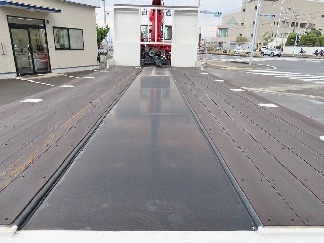 日野レンジャーセルフクレーン4段増トン（6t・8t）[写真19]