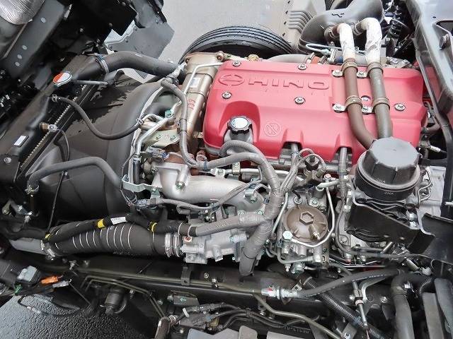 日野レンジャーセルフクレーン4段増トン（6t・8t）[写真35]