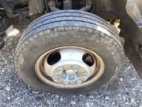 三菱ふそうキャンターガッツ平ボディ小型（2t・3t）[写真10]