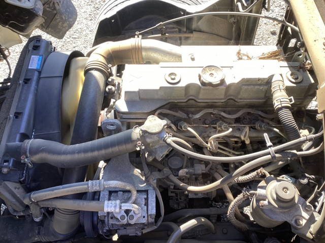 三菱ふそうキャンターガッツ平ボディ小型（2t・3t）[写真14]