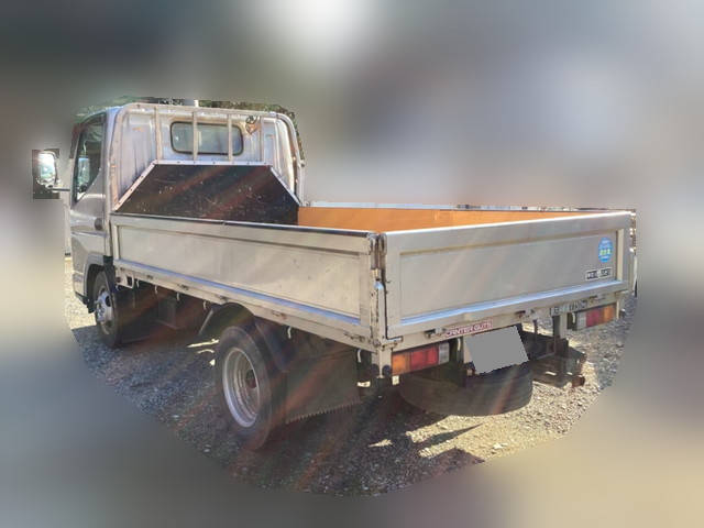 三菱ふそうキャンターガッツ平ボディ小型（2t・3t）[写真04]