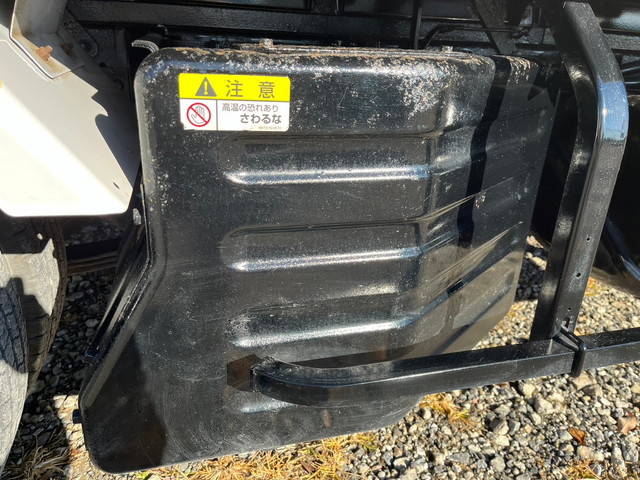 いすゞエルフアルミバン小型（2t・3t）[写真35]