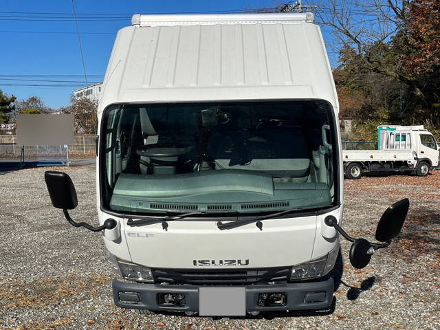 いすゞエルフアルミバン小型（2t・3t）[写真06]