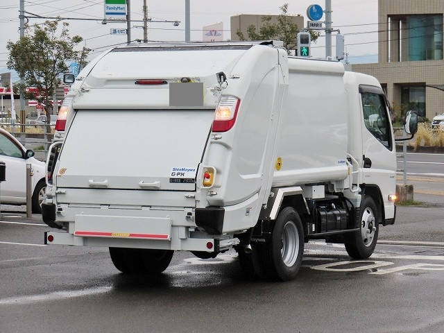 三菱ふそうキャンターパッカー車（塵芥車）小型（2t・3t）[写真02]