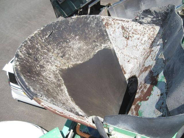 いすゞギガミキサー車（コンクリートミキサー）大型（10t）[写真16]