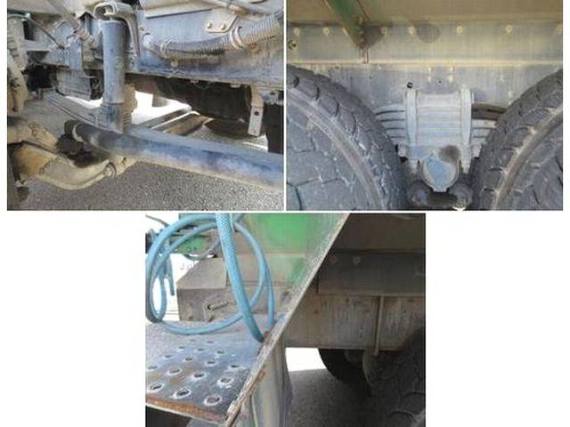 いすゞギガミキサー車（コンクリートミキサー）大型（10t）[写真25]