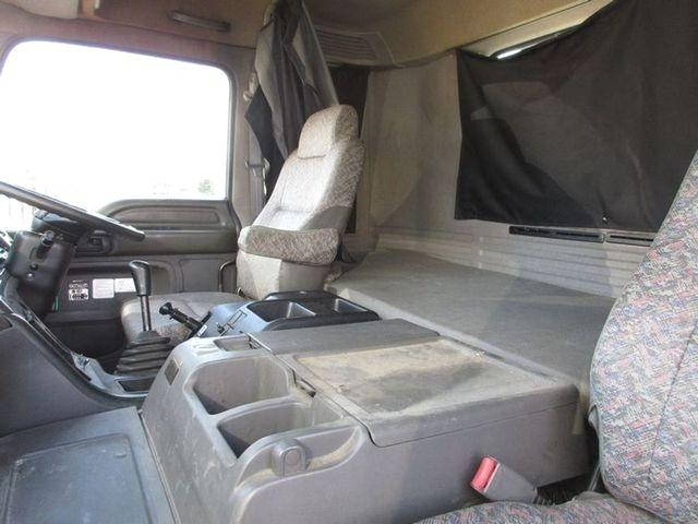 いすゞギガミキサー車（コンクリートミキサー）大型（10t）[写真32]