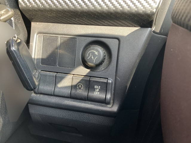 日野レンジャーアルミブロック中型（4t）[写真33]