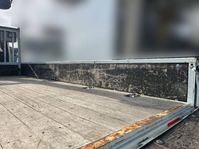 三菱ふそうキャンタークレーン4段小型（2t・3t）[写真11]