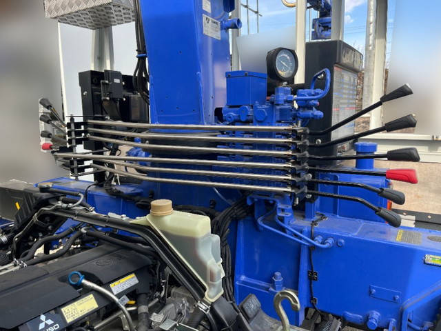 三菱ふそうキャンタークレーン4段小型（2t・3t）[写真14]