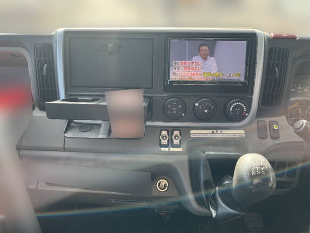 三菱ふそうキャンタークレーン4段小型（2t・3t）[写真35]