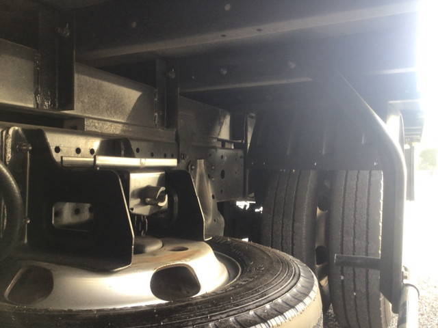 日野デュトロアルミバン小型（2t・3t）[写真12]