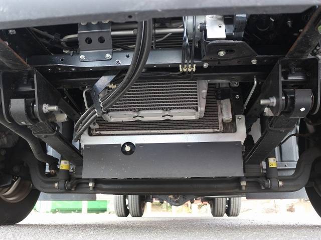 トヨタトヨエース平ボディ小型（2t・3t）[写真11]