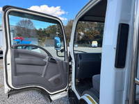 いすゞエルフアルミウイング小型（2t・3t）[写真13]