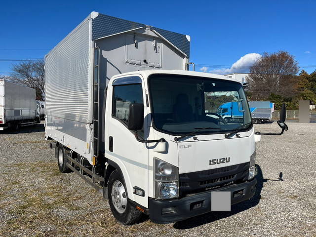 いすゞエルフアルミウイング小型（2t・3t）[写真02]