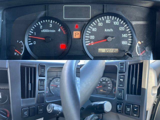 いすゞエルフアルミウイング小型（2t・3t）[写真35]