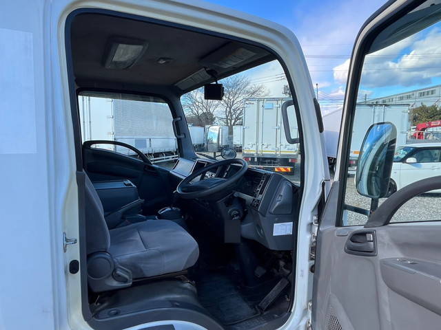 いすゞエルフアルミウイング小型（2t・3t）[写真37]