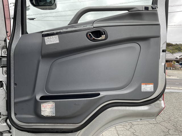 三菱ふそうスーパーグレートクレーン5段大型（10t）[写真27]