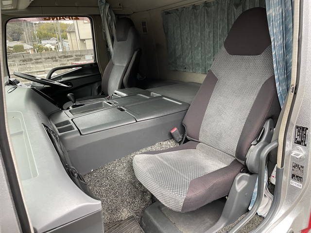 三菱ふそうスーパーグレートクレーン5段大型（10t）[写真28]