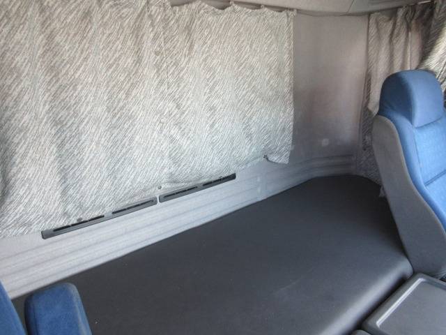 いすゞギガダンプ大型（10t）[写真13]