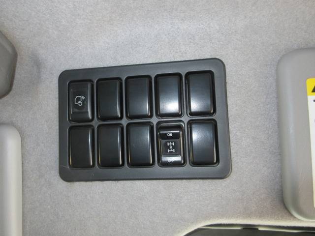 いすゞギガダンプ大型（10t）[写真16]