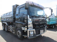 いすゞギガダンプ大型（10t）[写真01]