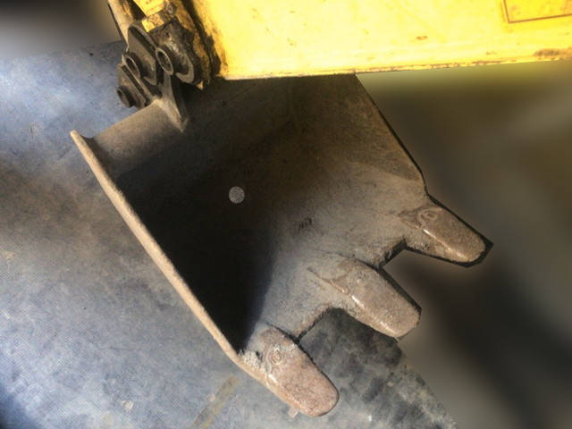 ヤンマーミニユンボ（ミニバックホー）[写真08]